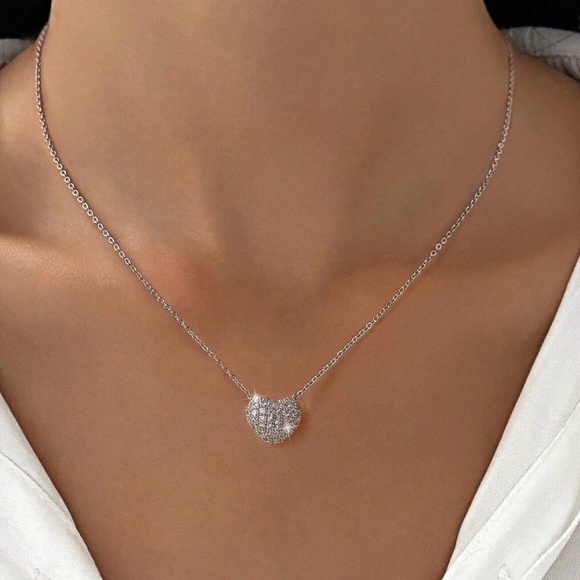 925 Sterling Silver Cubic Zirconia Heart Necklace - Picture 2 of 3